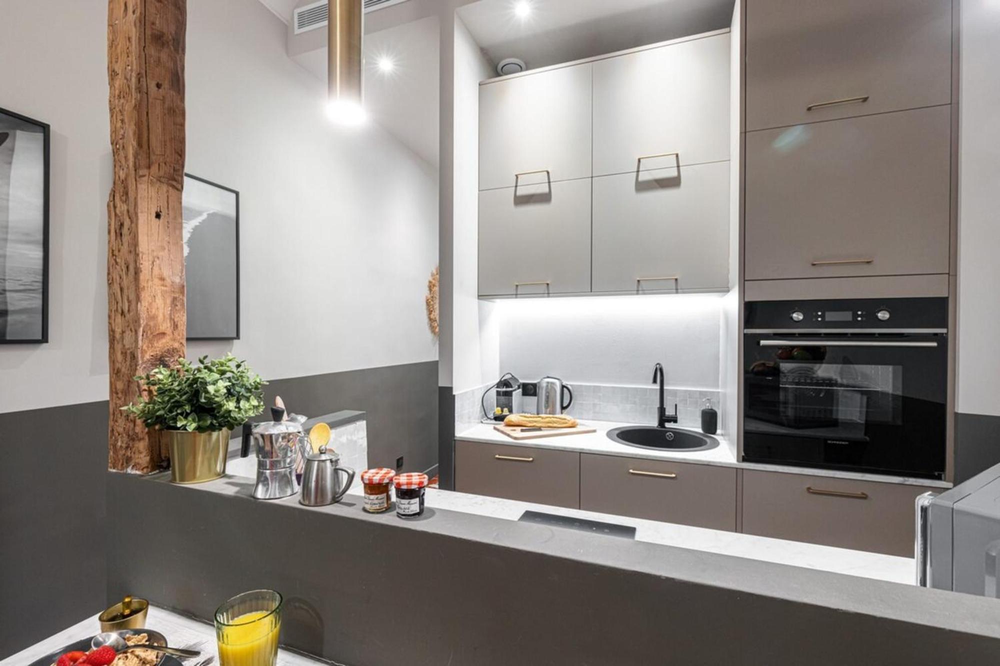 La Croix - Old Town Modern Apartment - 2 Bedrooms Nice