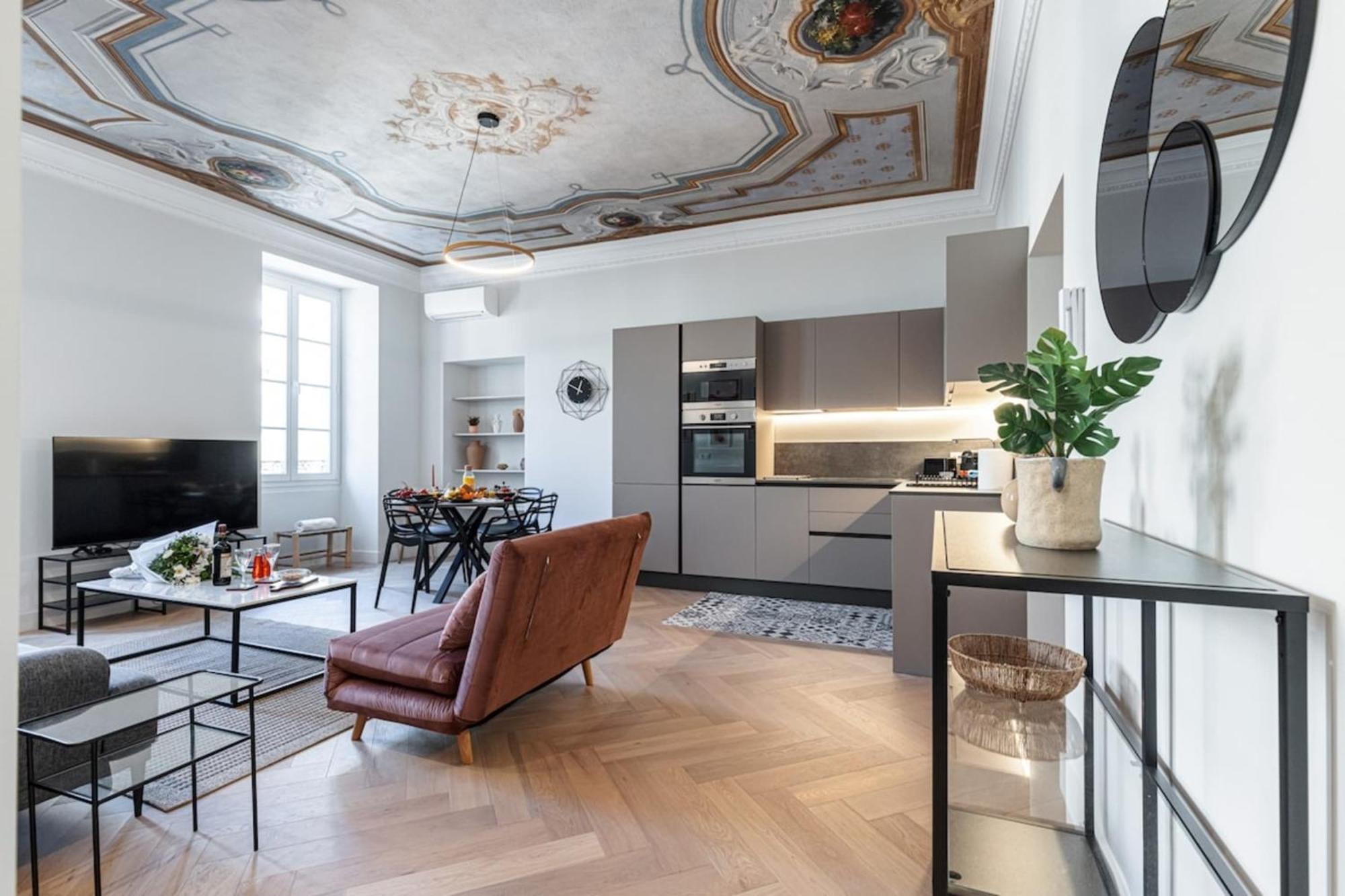 Philibert - Traditional Apart With Historical Fresco Apartamento *