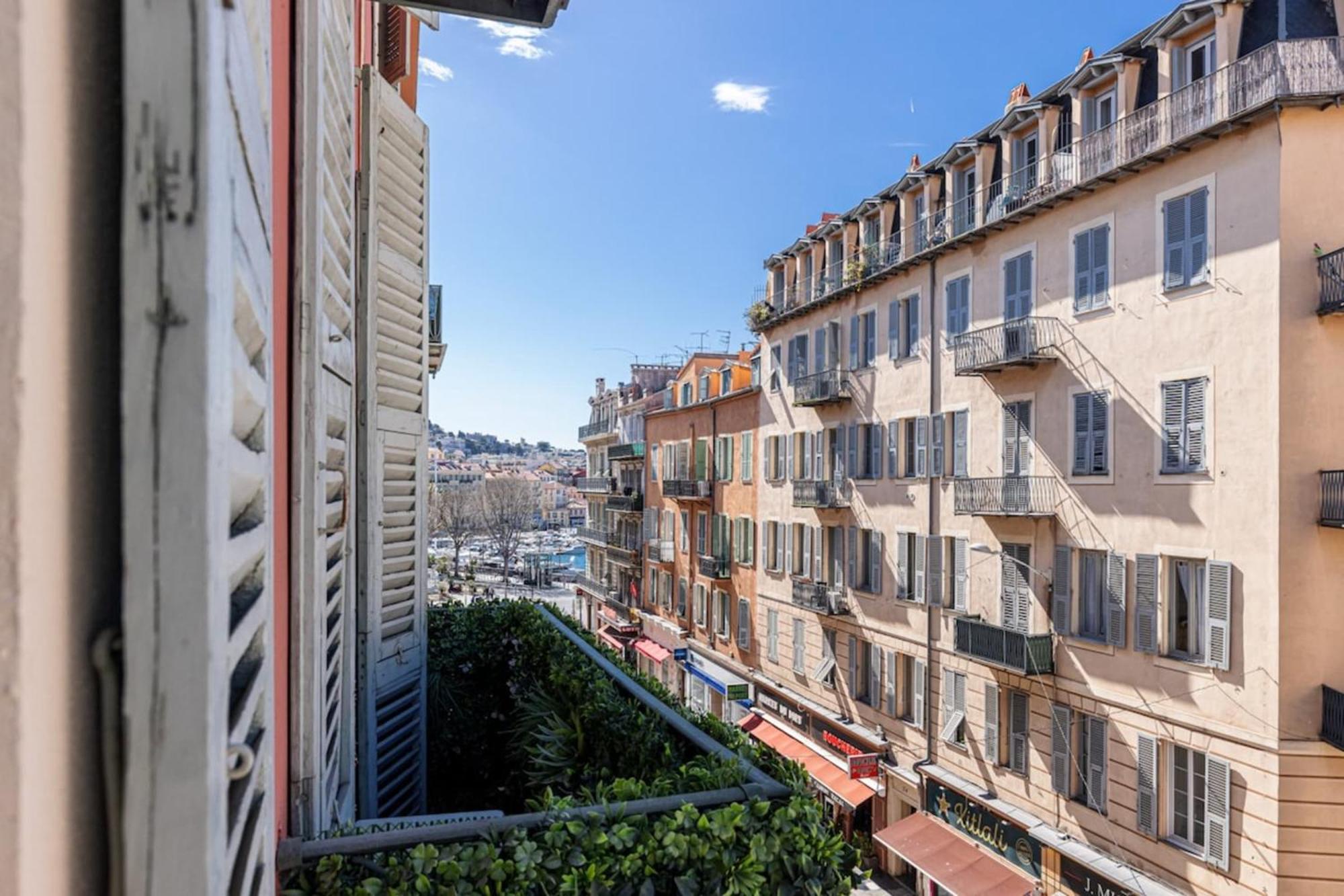 Philibert - Traditional Apart With Historical Fresco Apartamento