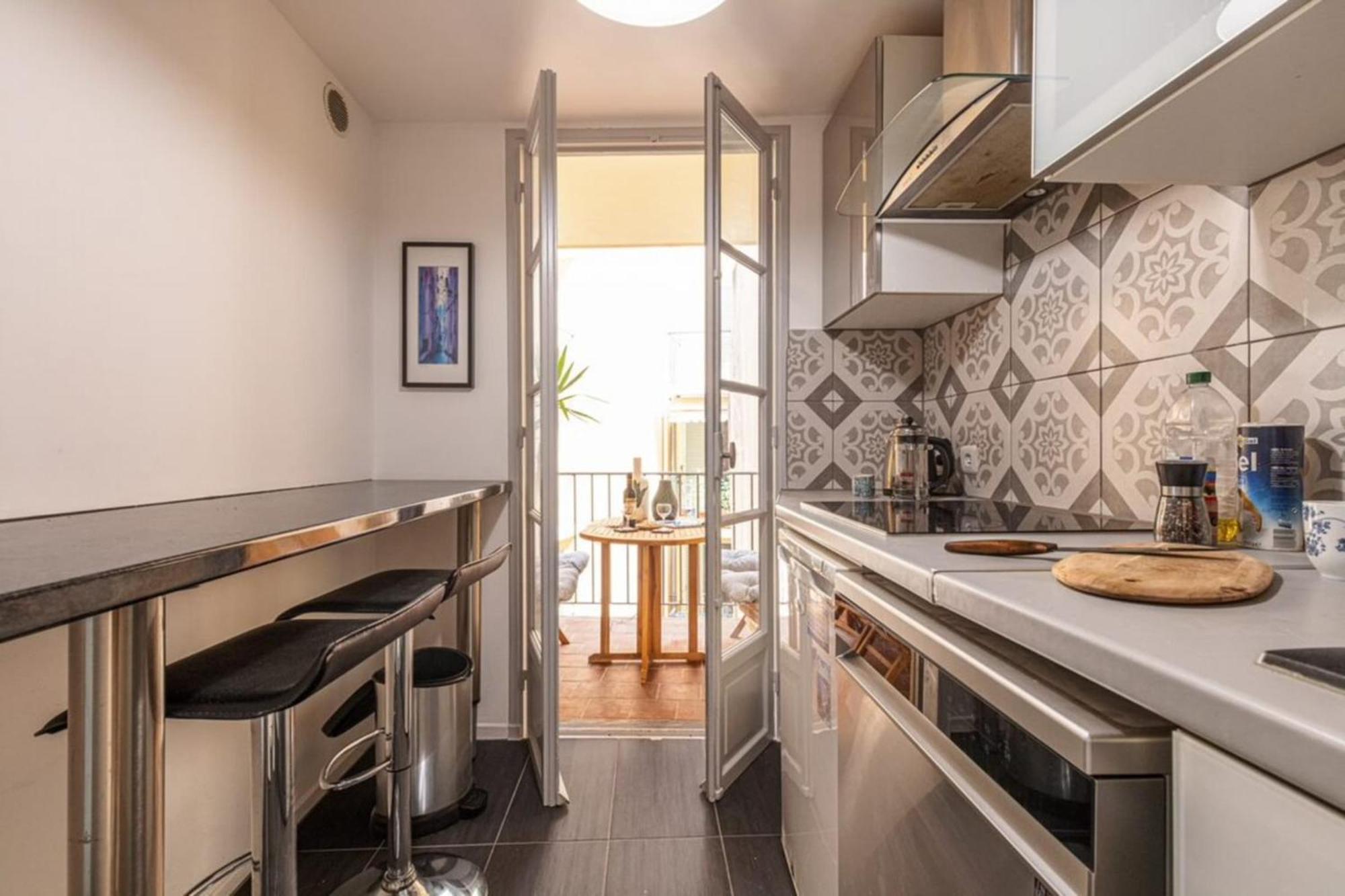Malonat - Cosy Apart In Old Town W Ac Apartment