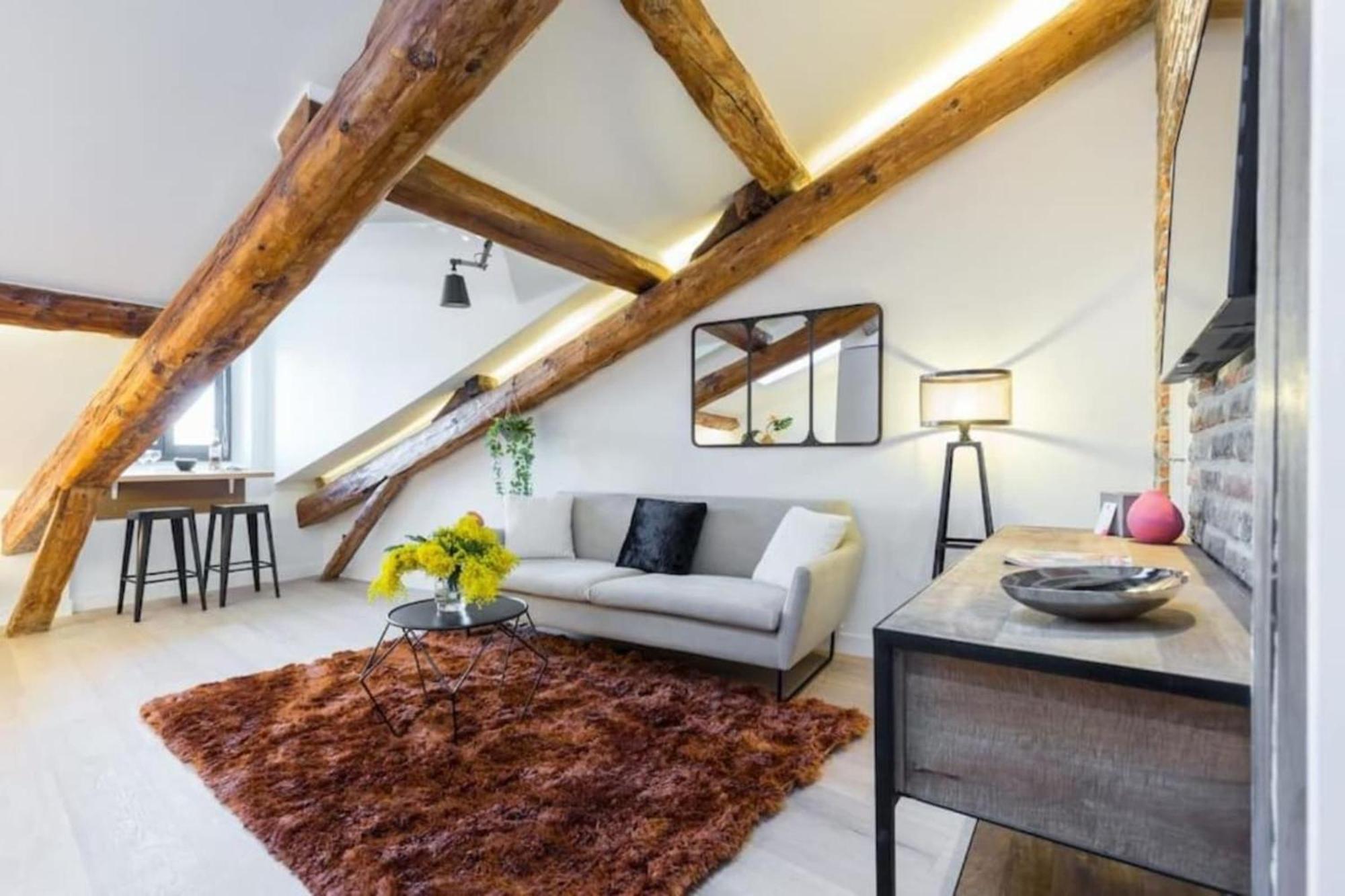 Massena 44 - Stunning On Massena Square Apartment Nice