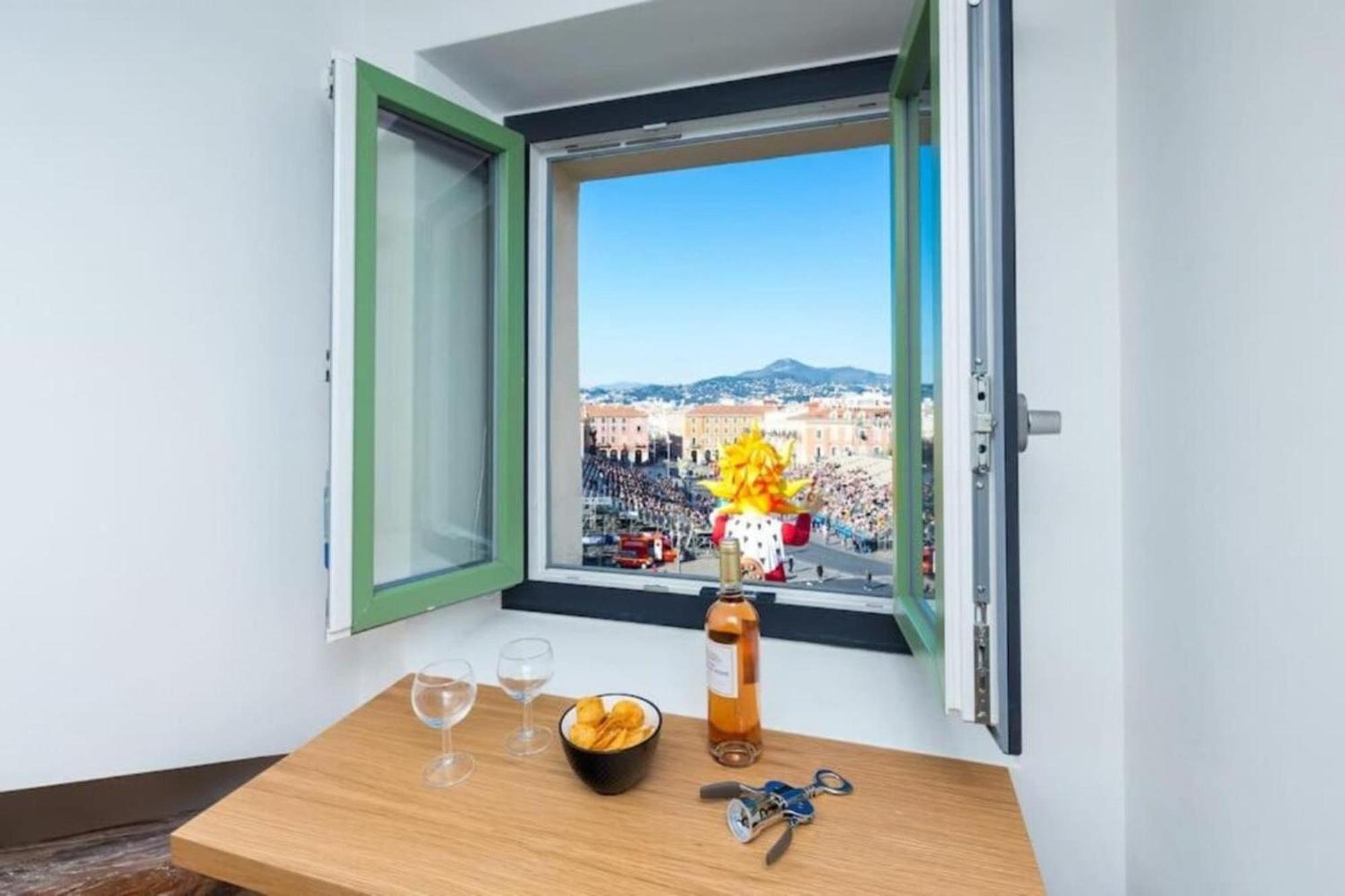 Massena 44 - Stunning On Massena Square Apartment