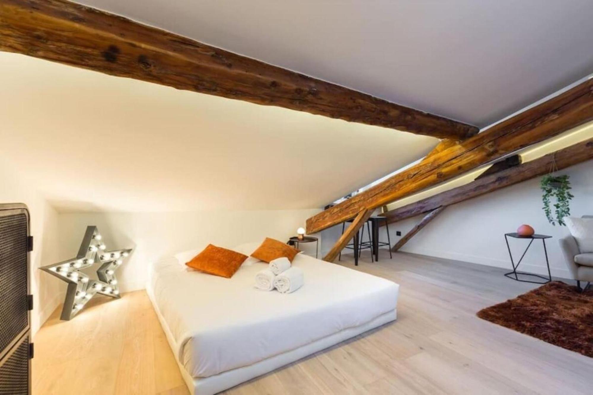 Massena 44 - Stunning On Massena Square Apartment Nice