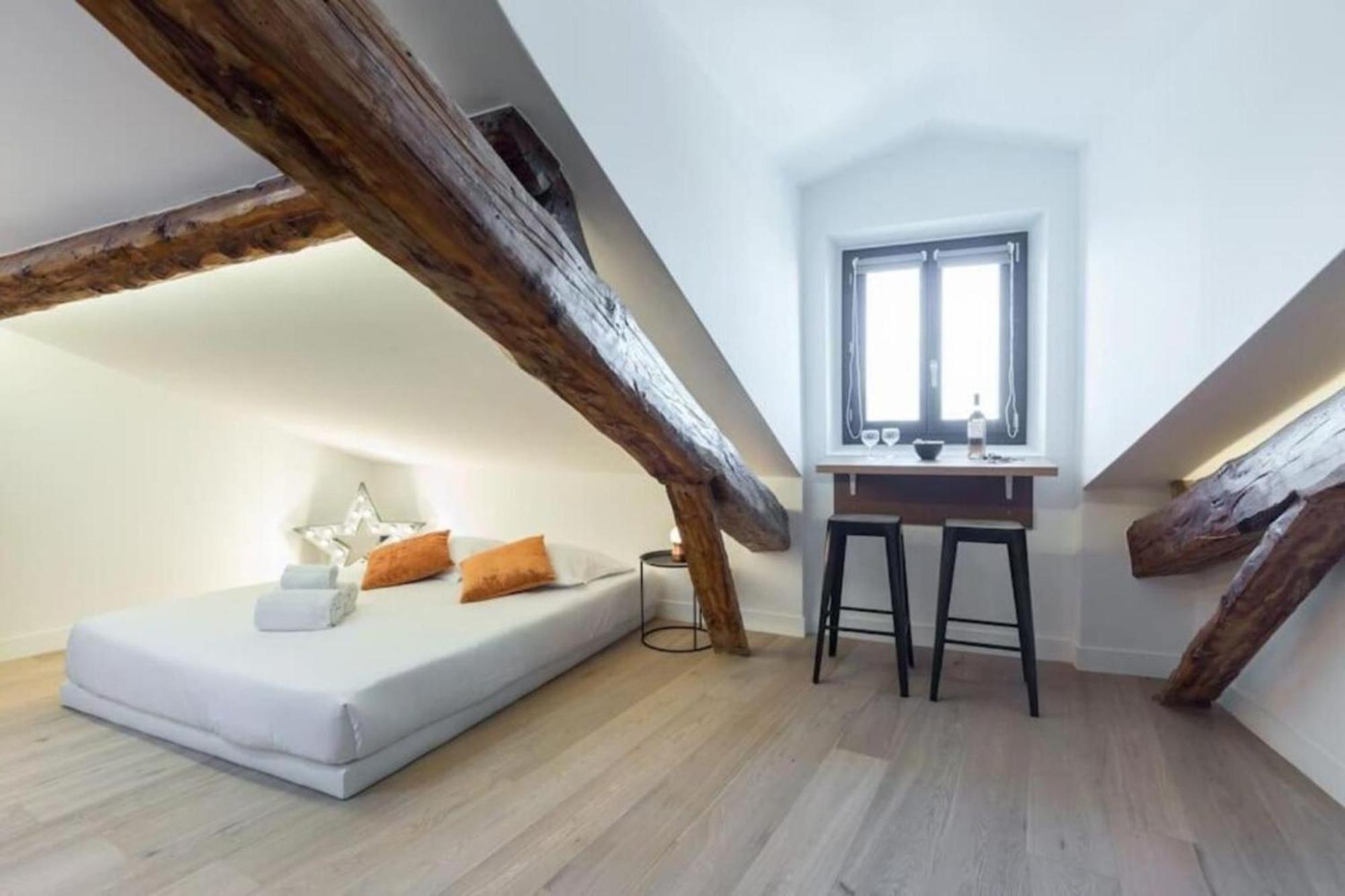 Apartment Massena 44 - Stunning On Massena Square *