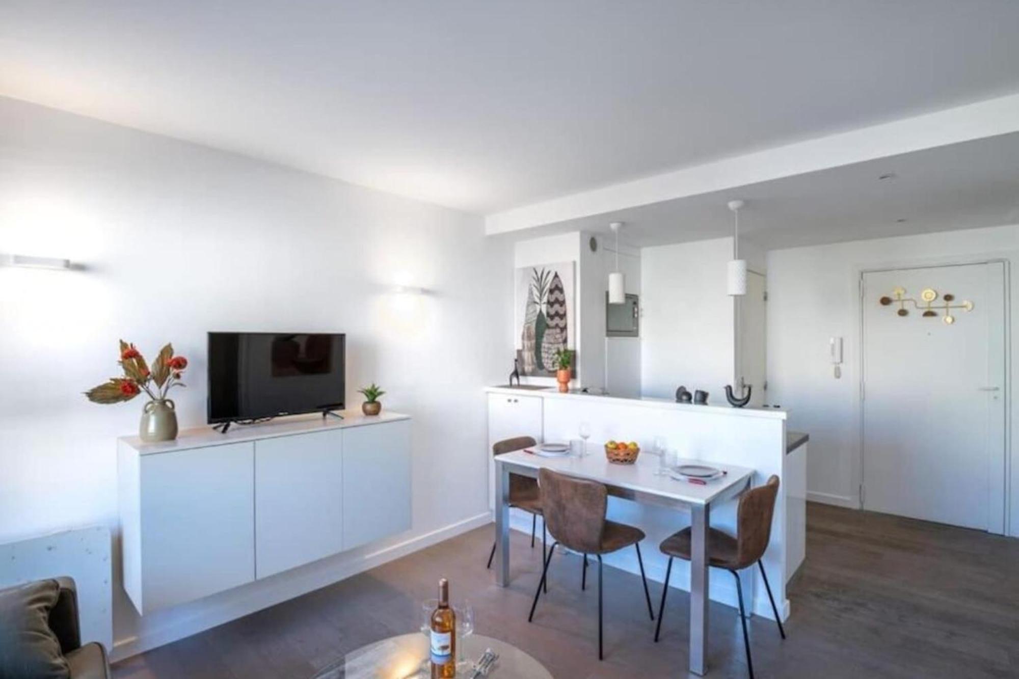 Apartment My Casa - Joffre 2-4 - Bright 1 Bedroom Near Massena *