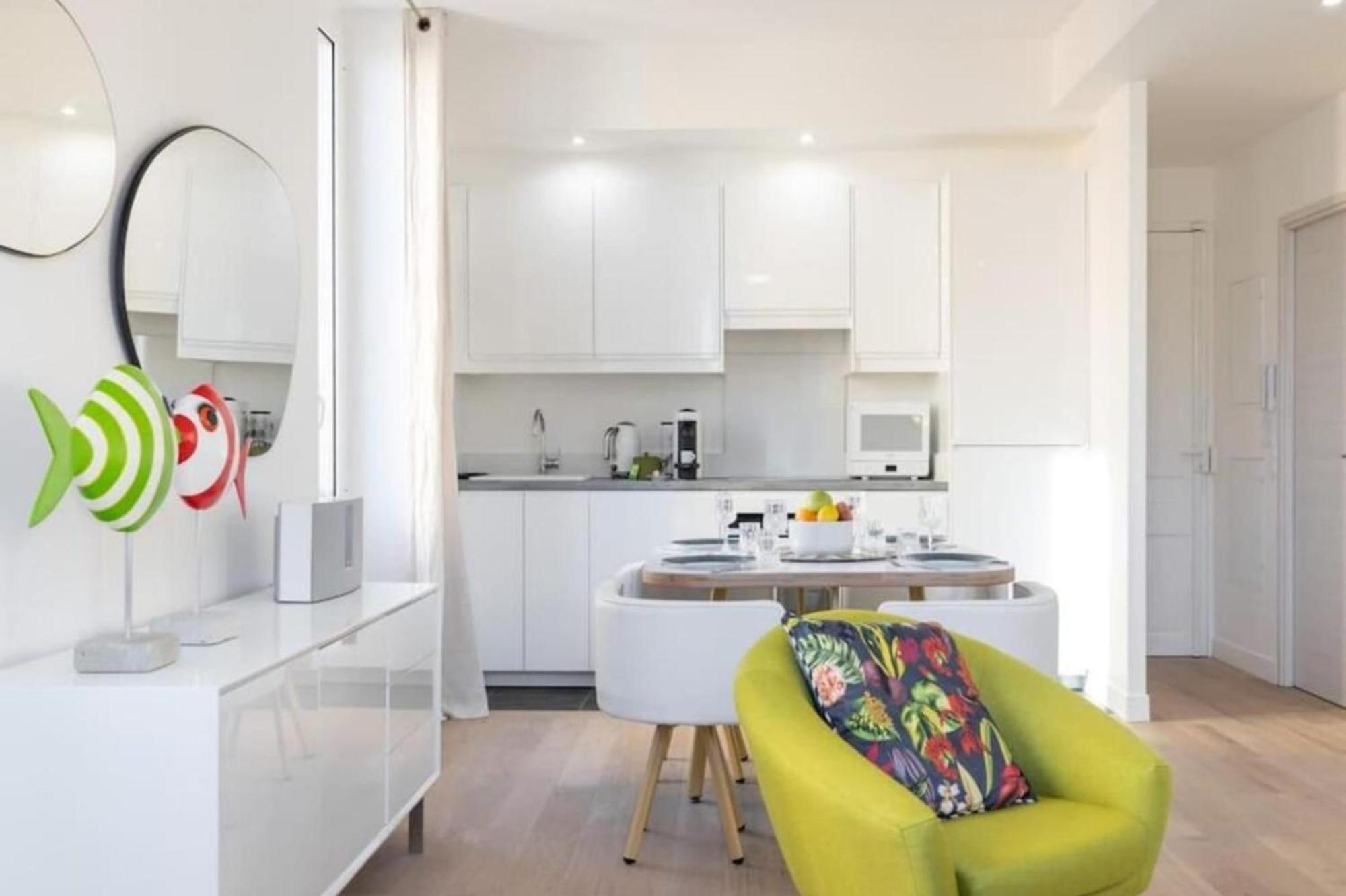 Moulin - Stunning 1 Bedroom Apt On The Port *