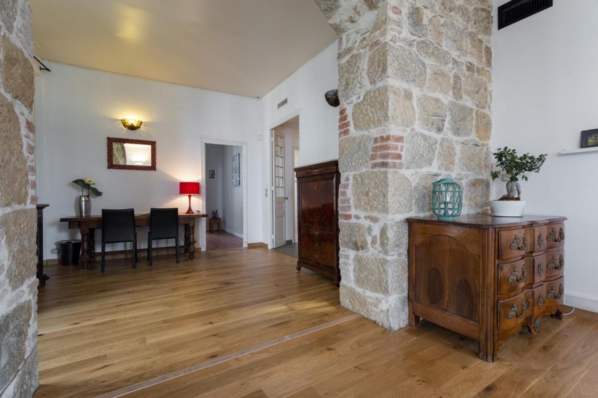 Appartement Etats Unis 892 - Spacious Flat On Sea Front W/ac