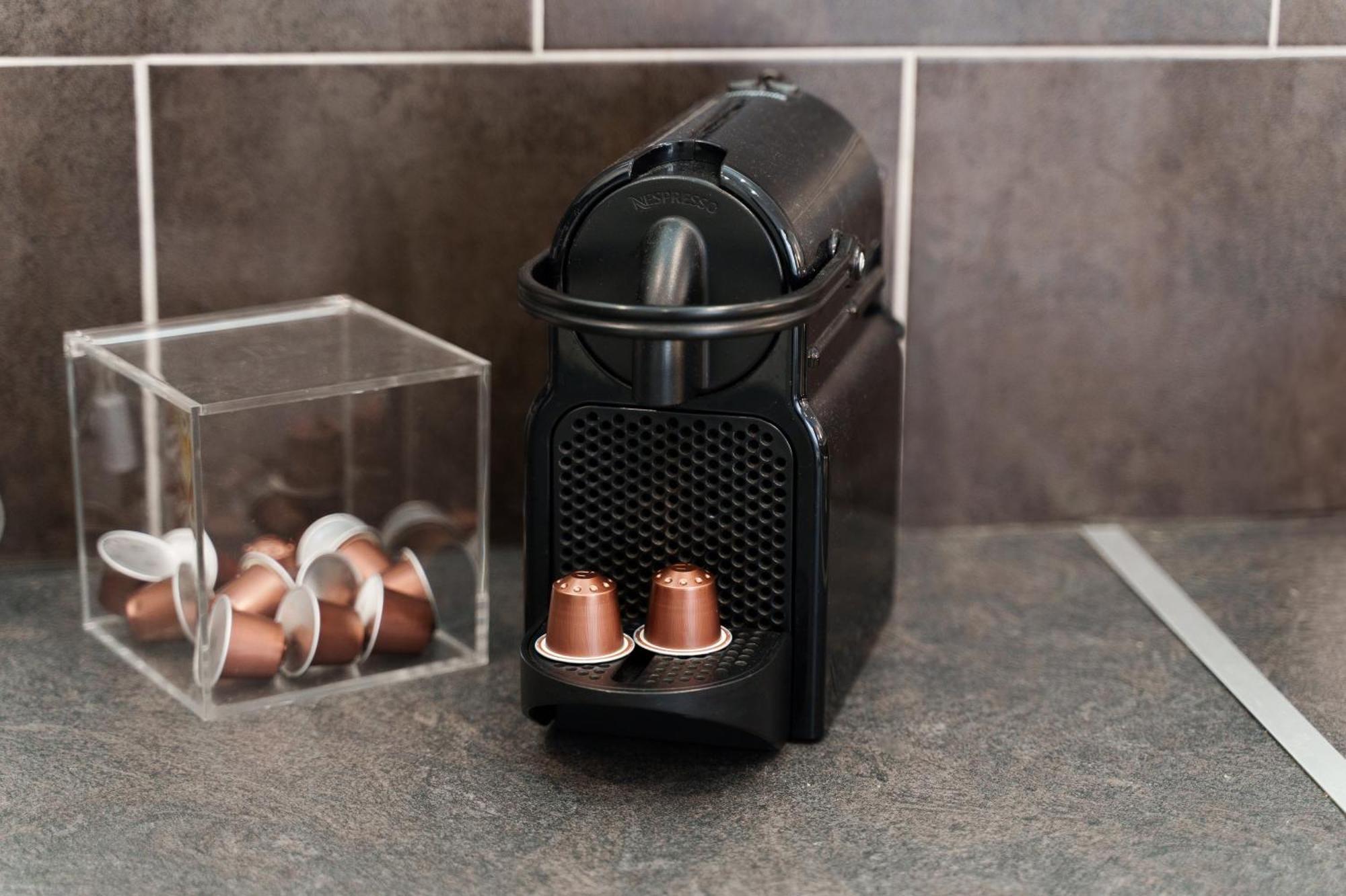 Renting - 5b Penchienatti - Charming Cozy Balcony Ac Massena Apartment Nice