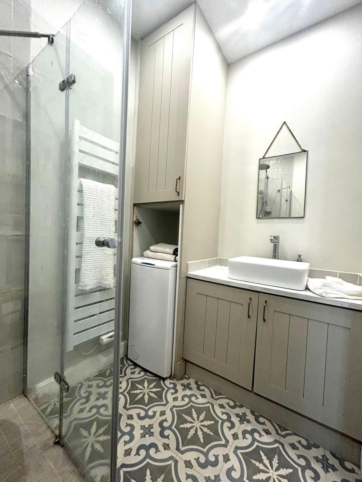 Apartment Cosy Et Spacieux 2p - Port De - Climatise Nice