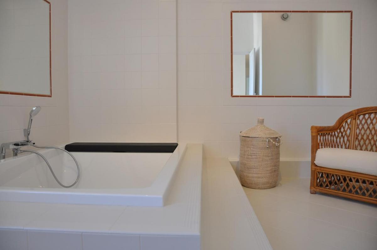 Luxury Pool & Sea View Villa Nice