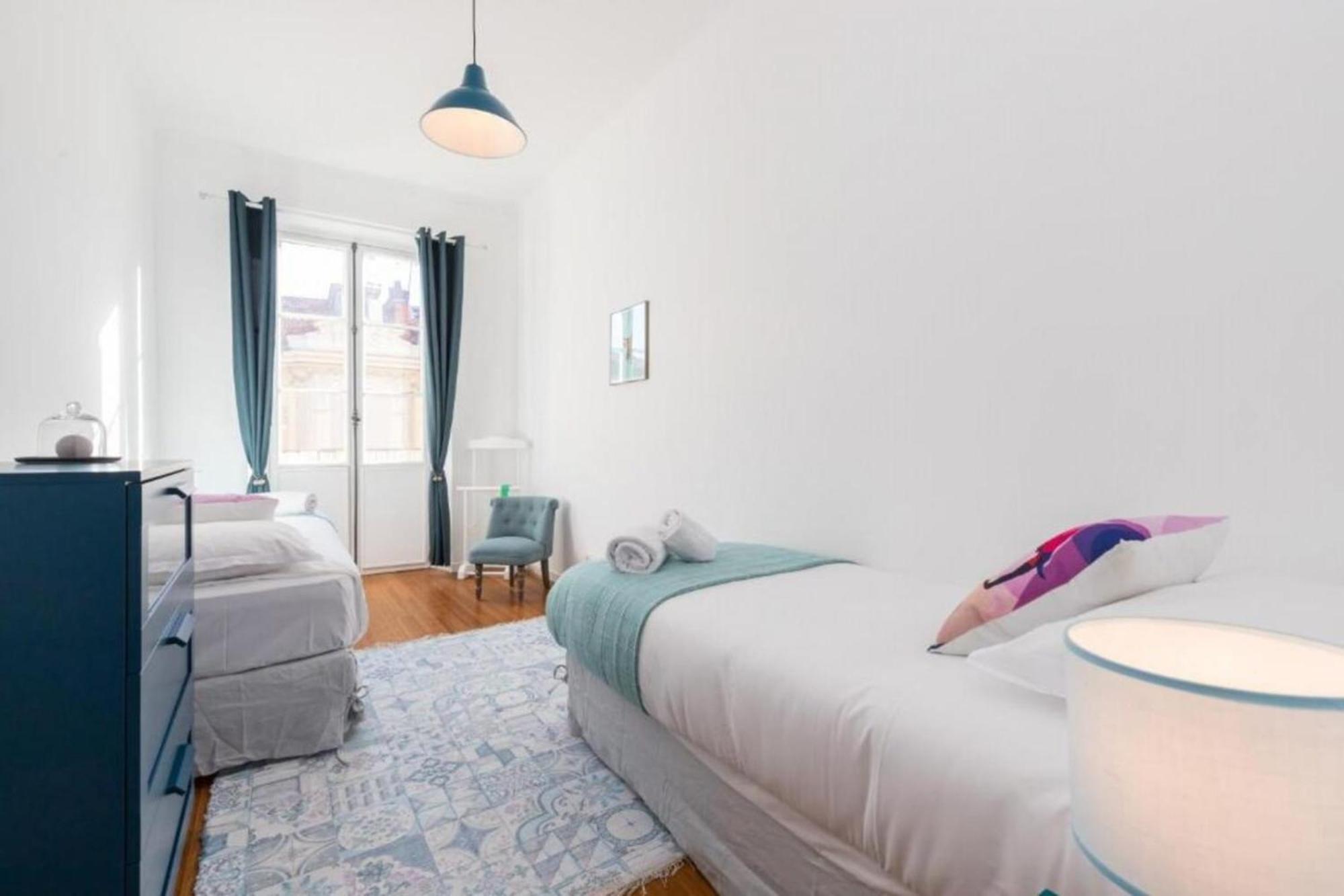 Gioffredo 14 - Spacious Apartment With Balcony Apartment