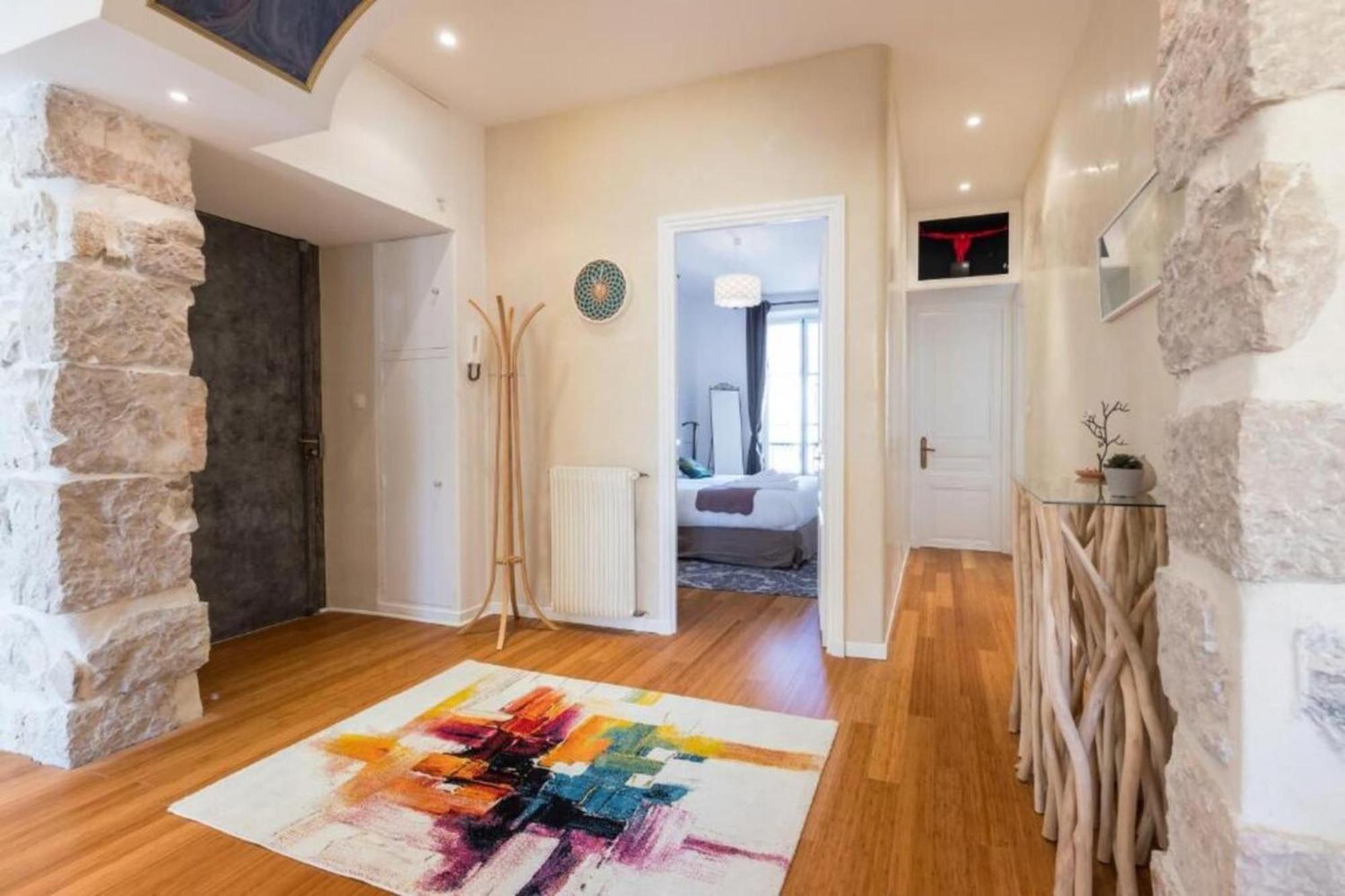 Apartment Gioffredo 14 - Spacious Apartment With Balcony Nice