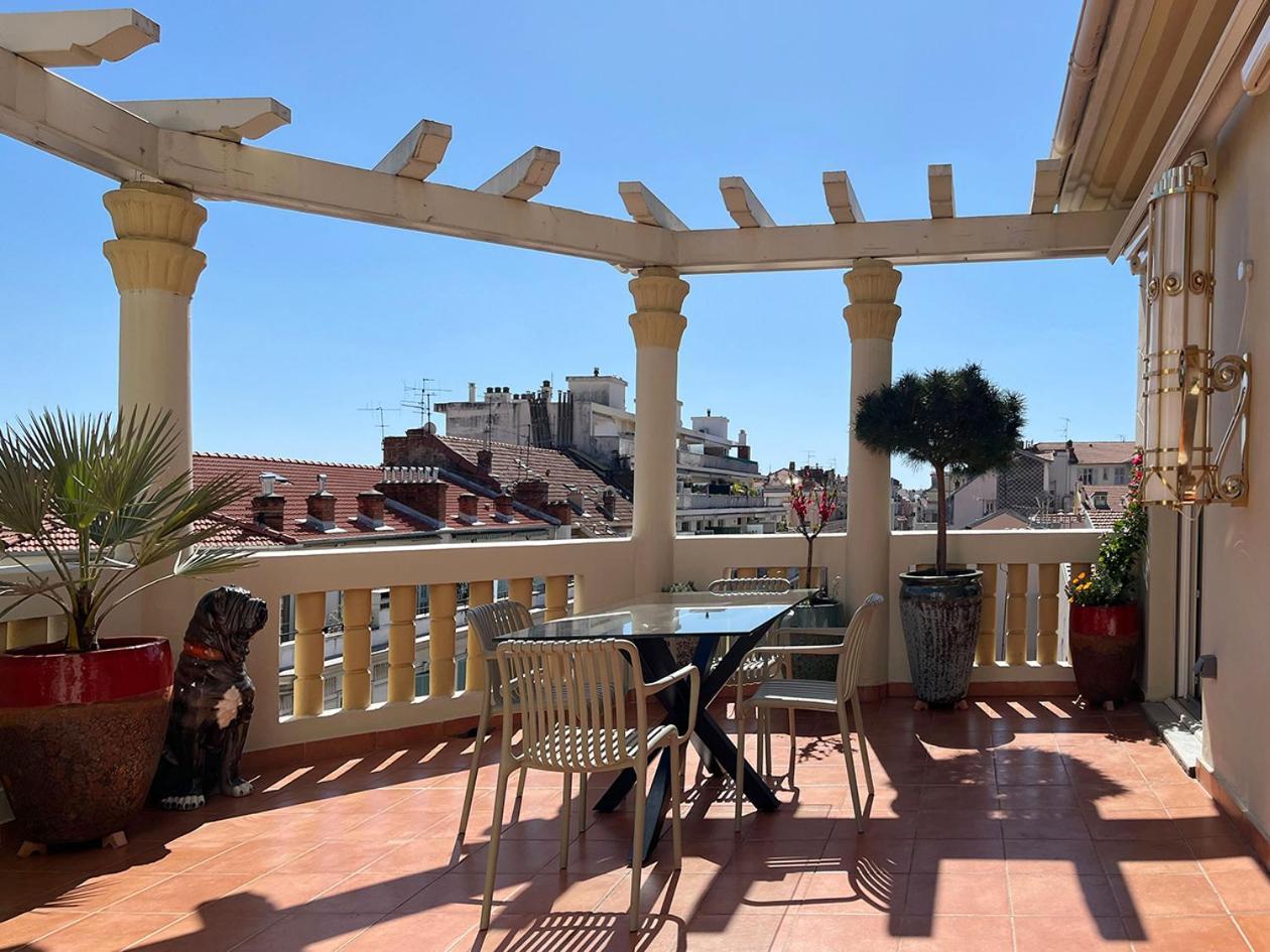 Apartment Palais Clemenceau Nice