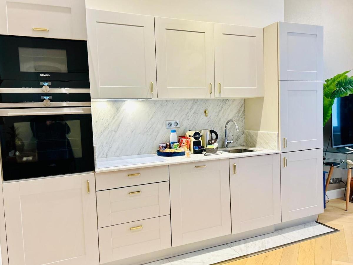 Old Town Vibes - 5min To Sea - Ac & Breakfast Apartment