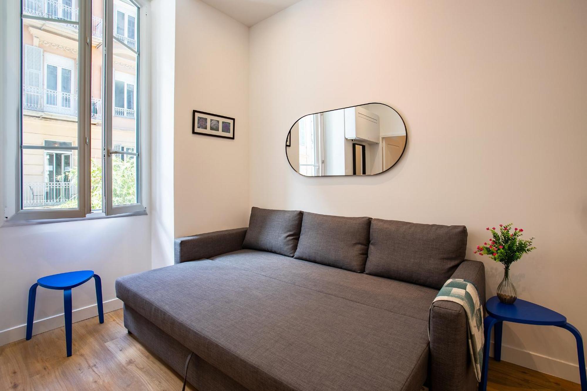 Apartment Iconic Ap4460 By Riviera Homes *