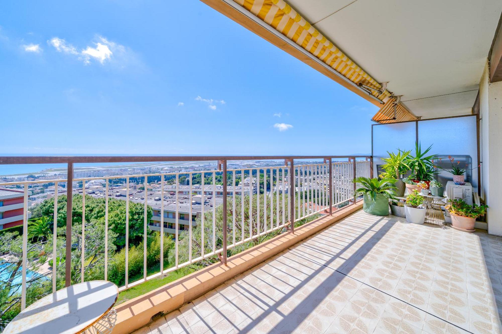 Vue Parking Clim * Nice