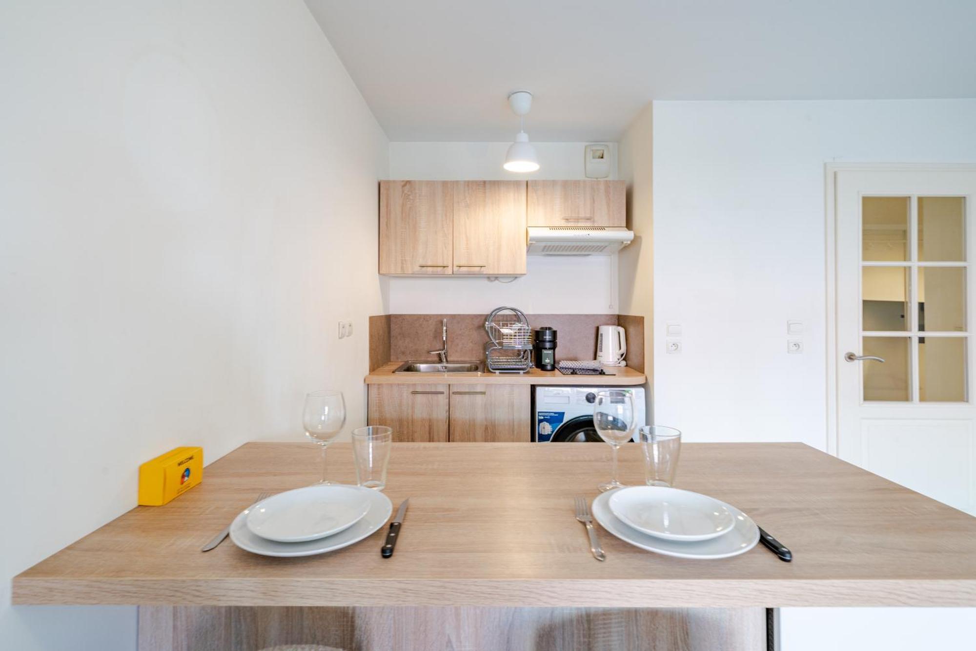 Cozy 2p Port De Garage Apartment Nice