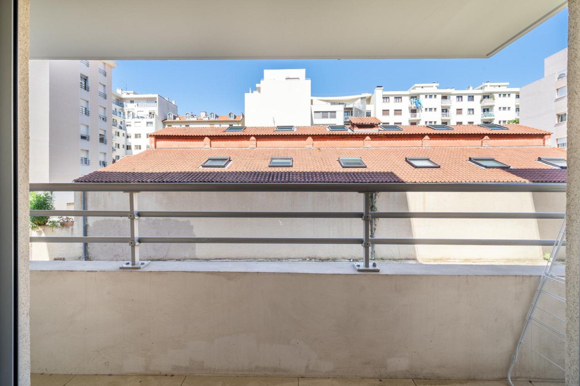 Cozy 2p Port De Garage * Nice