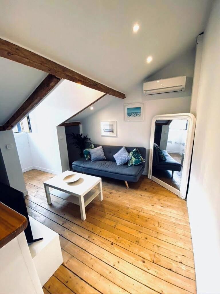 Guisol 17 Attic Cocon Port De