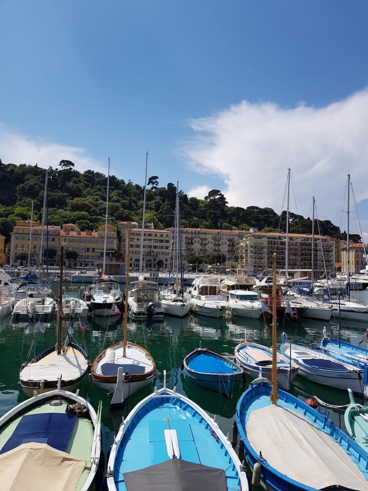 Guisol 17 Attic Cocon Port De Appartement *