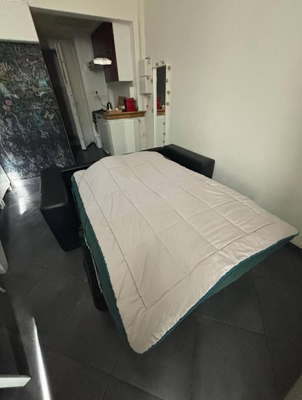 Charmant, Hyper Centre, A 3min Centre Apartment *