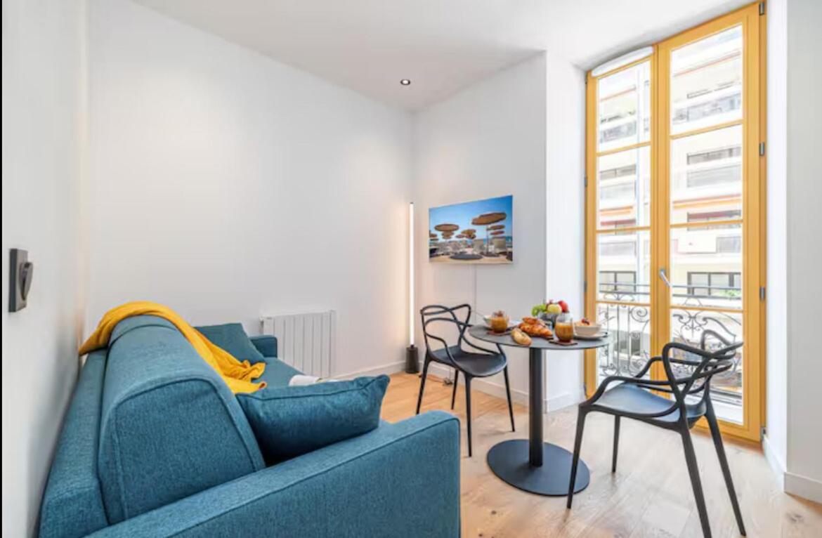 Cozy Near The Sea Apartment