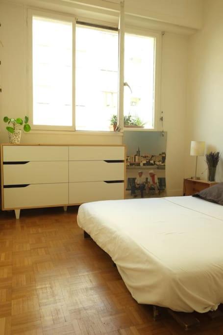 Apartment Sunny Garibaldi Port, Private Parking Nice