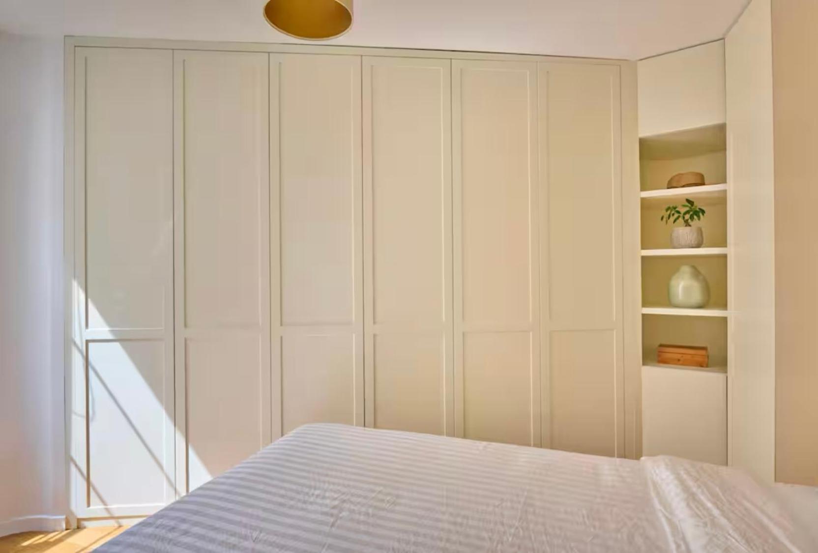 - Kitchen - Wifi - Air Conditioning - Center - Tram Apartment *