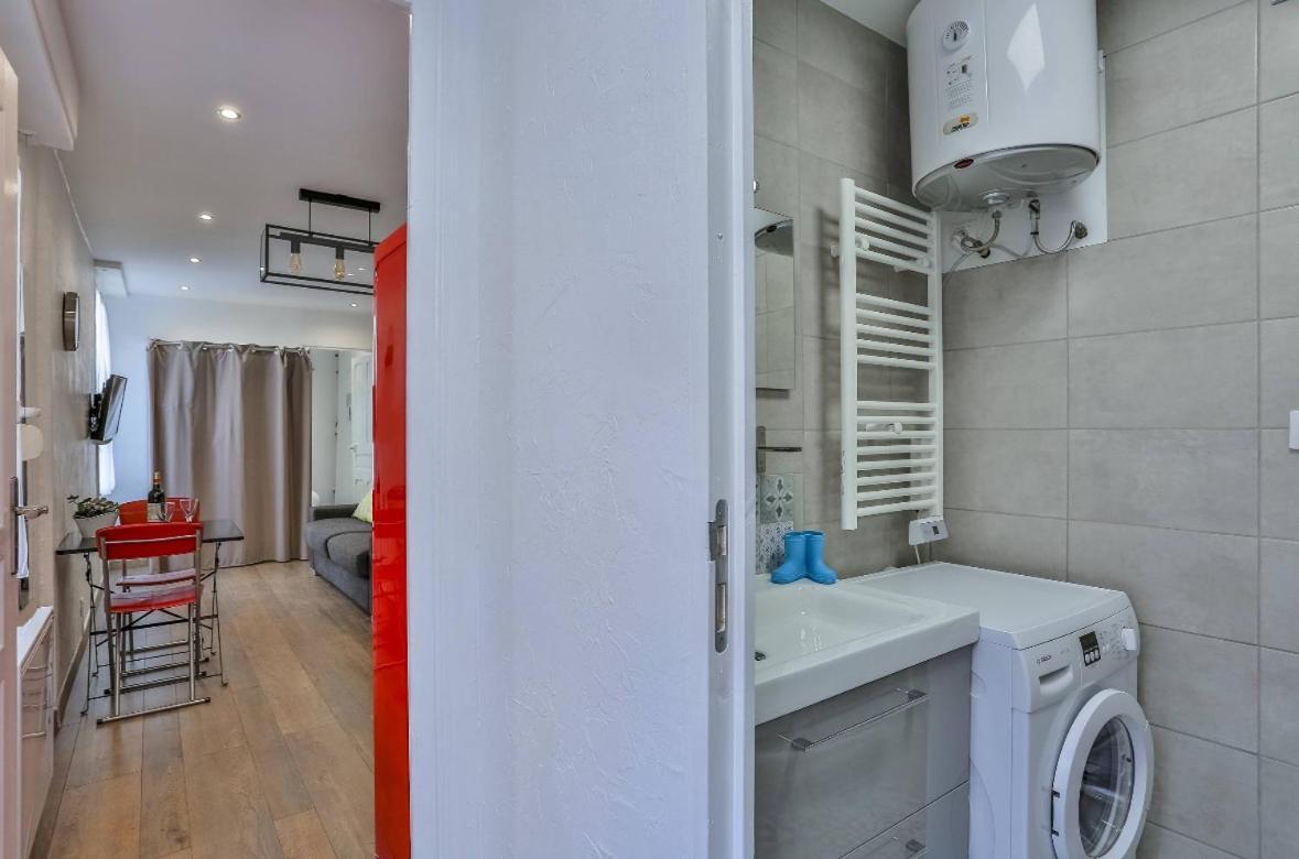 Apartment Le Refuge Avec Terrasse Et Jardin, En Plein Centre-ville, Gare 5 Minutes A Pieds Nice