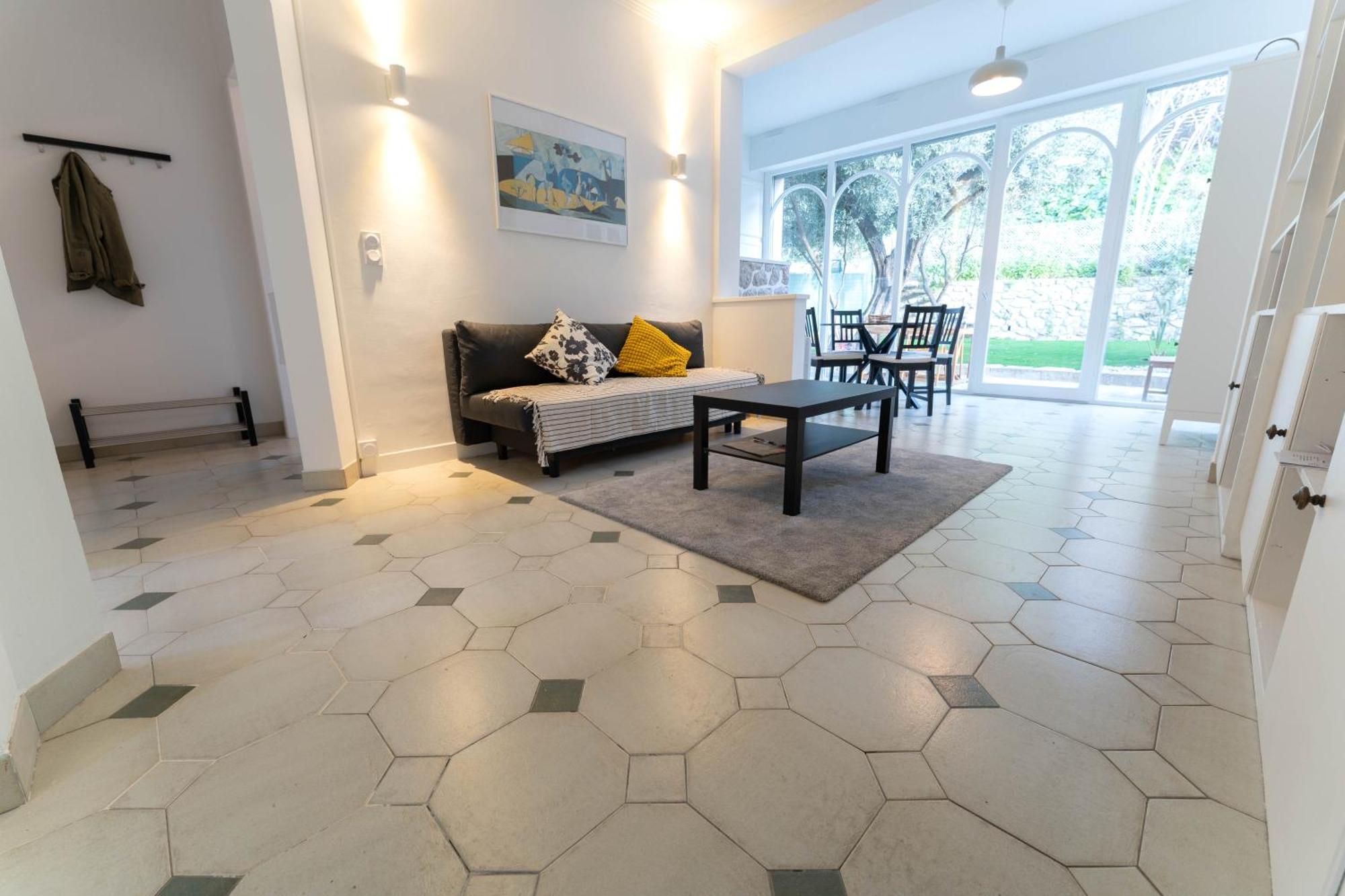 Apartment Magnifique Rez De Jardin Port *