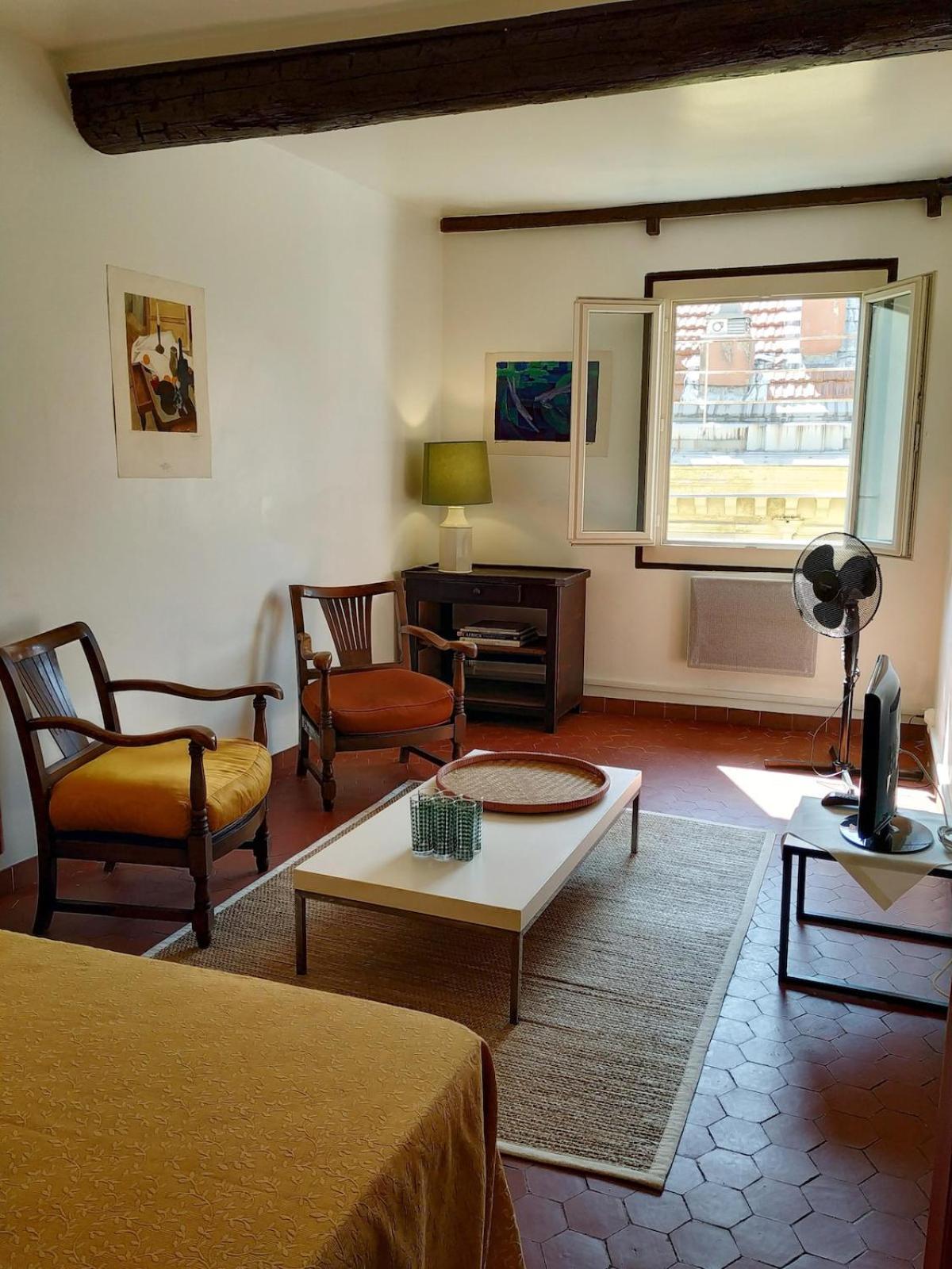 Apartment A Deux Pas De La