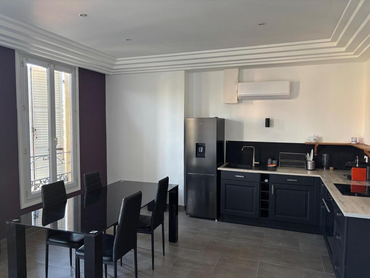 Appartement 3-r Bright, Within 15 Min Walk
