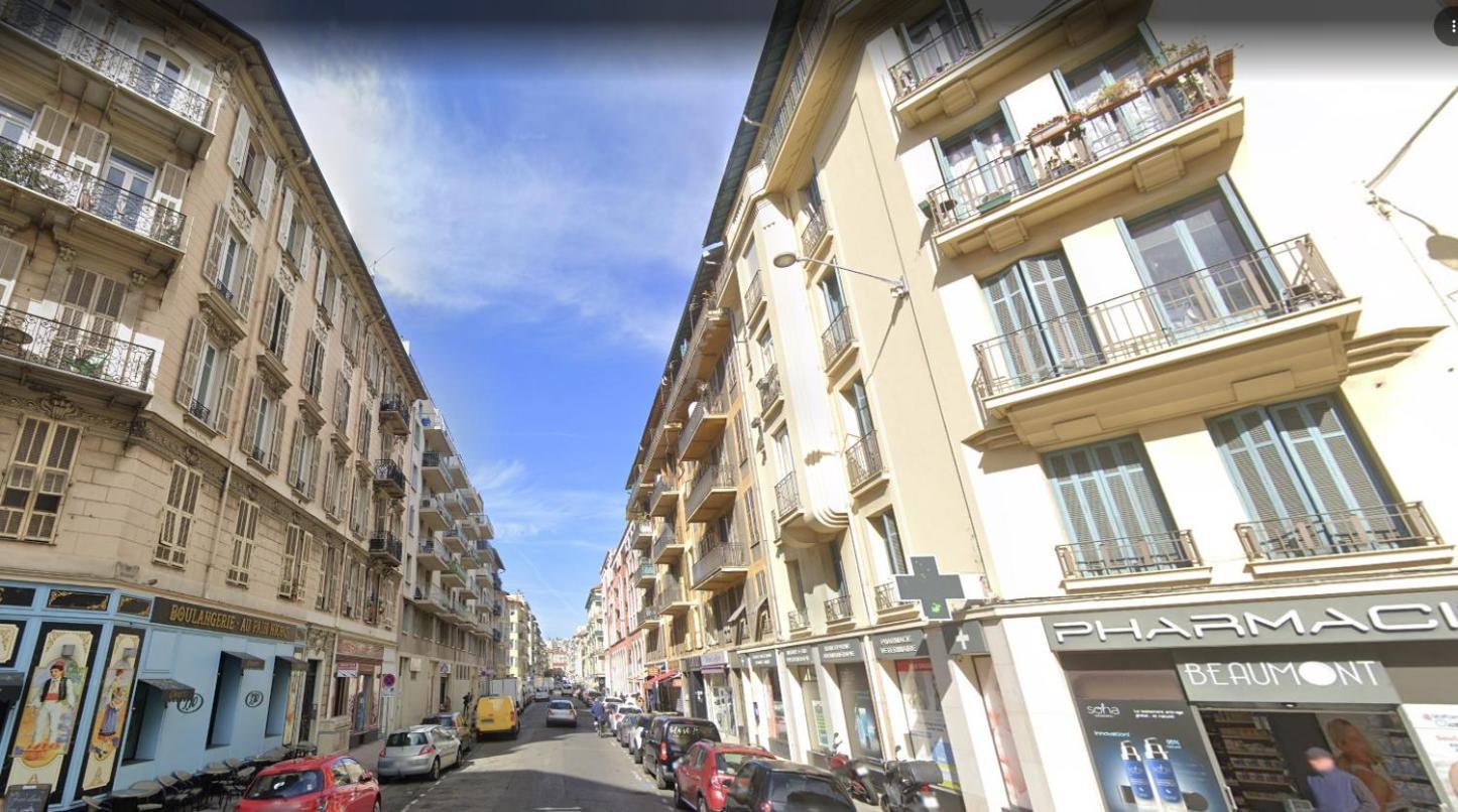 Apartment Zona Porto A 10 Mn A Piedi Dal Mare