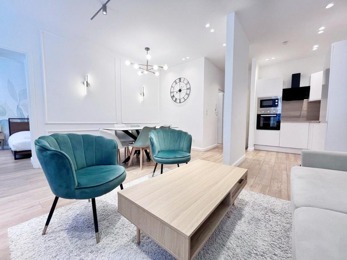 Rf104 - 3p A Pres Du Port * Nice