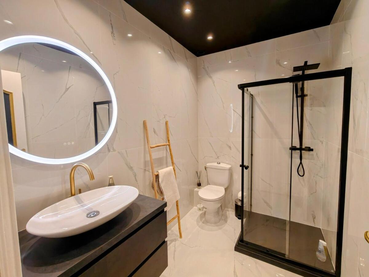 Spacious New Near Promenade Up To 6 With Ac Apartment Nice