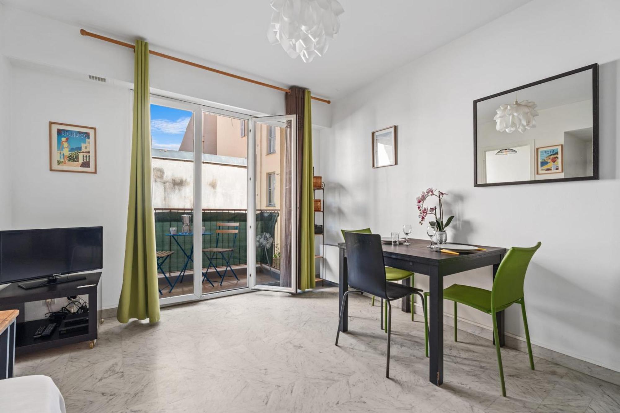 Apartment Malaussena - Welkeys Nice