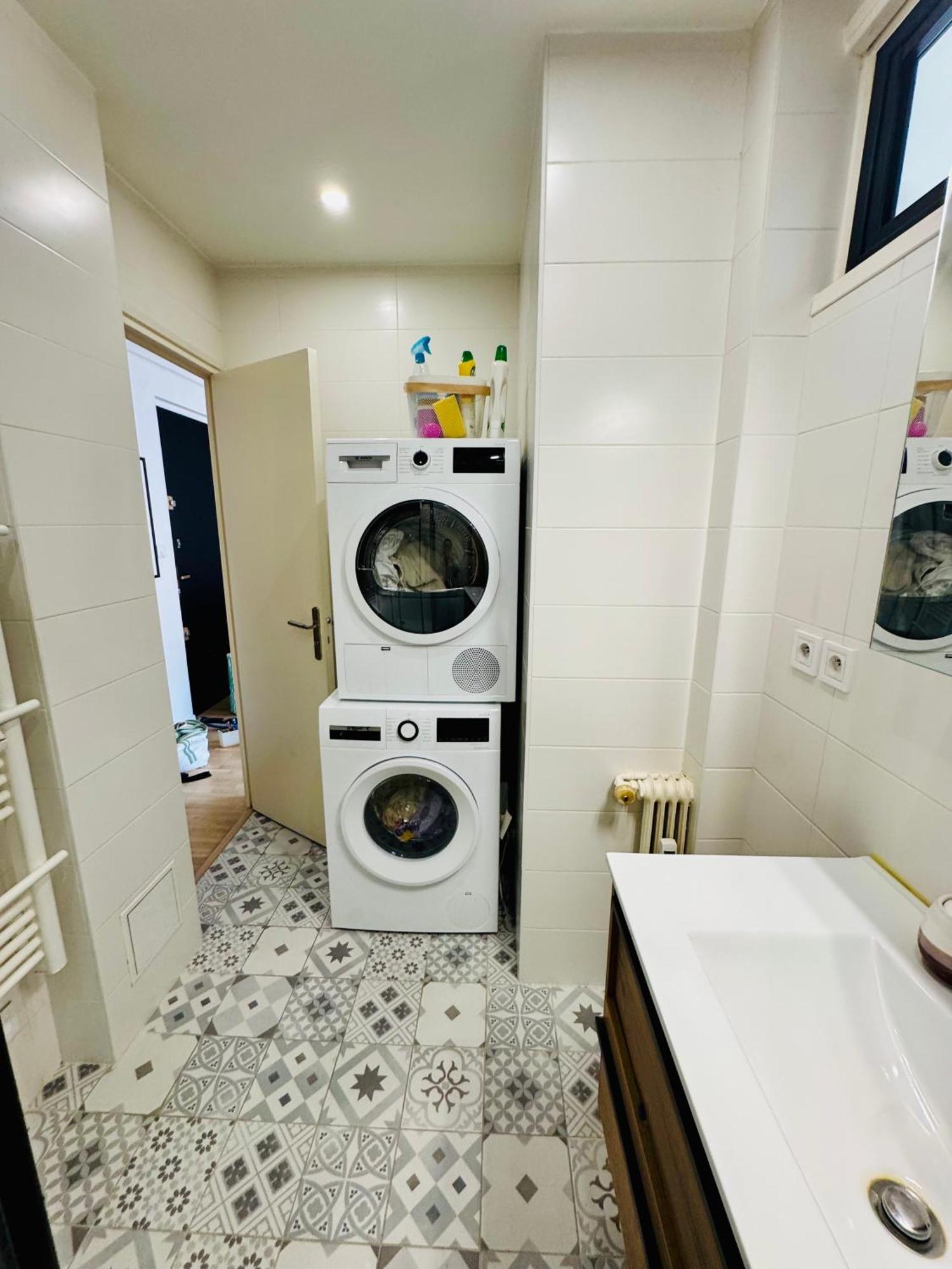 Experience Apartment *