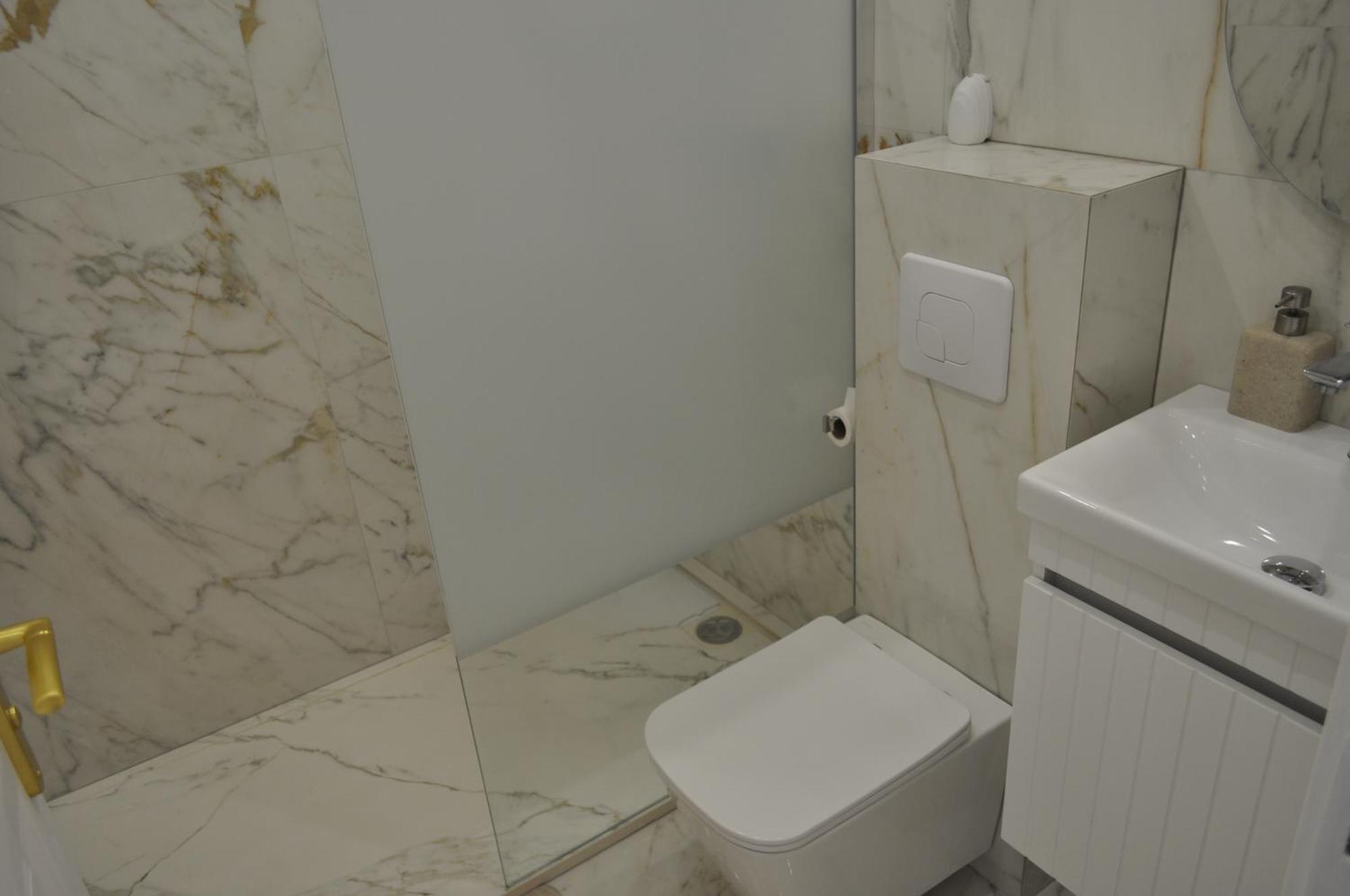 Apartment Emotion Vip