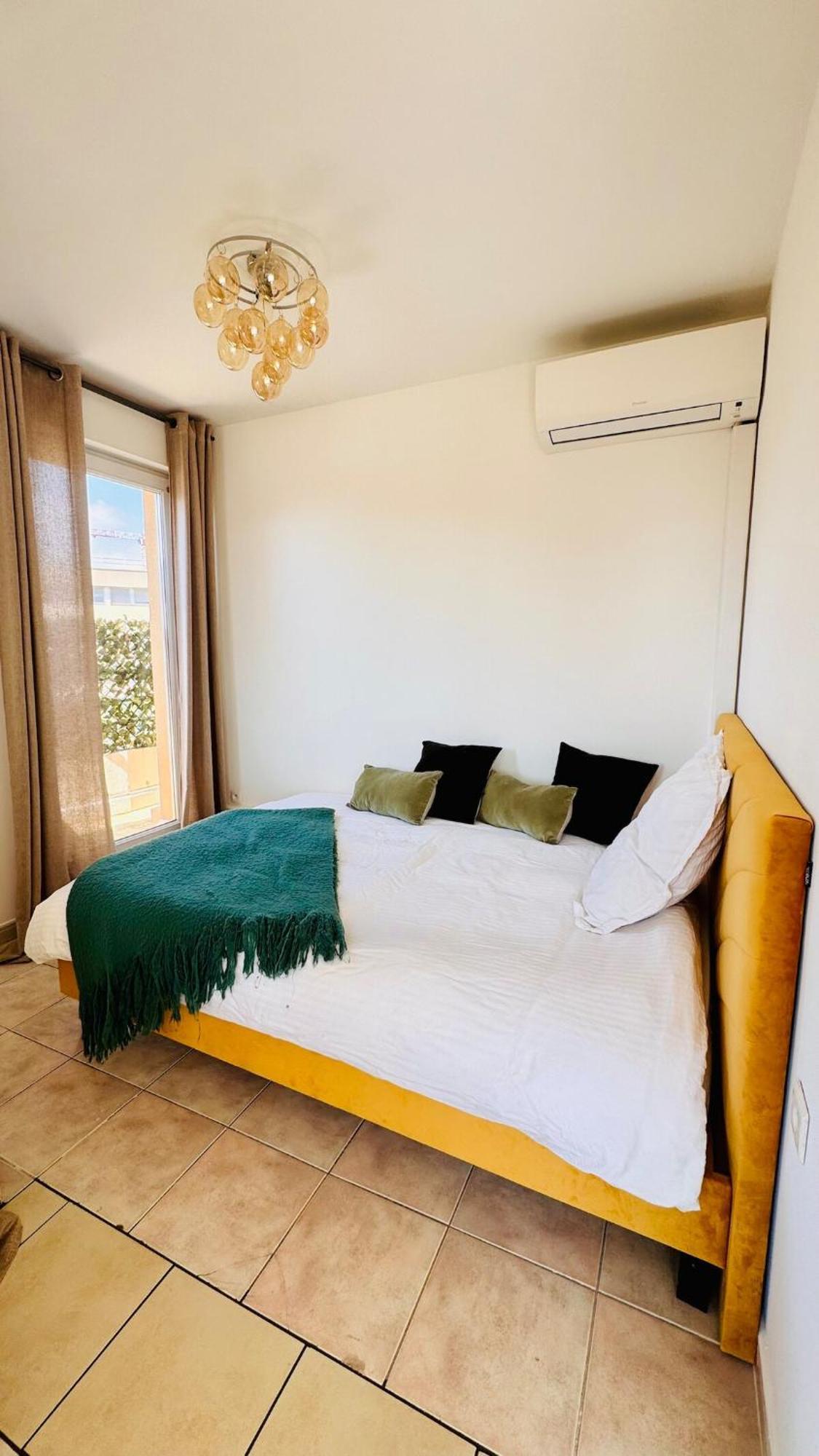 Apartment Toit Terrasse Nice