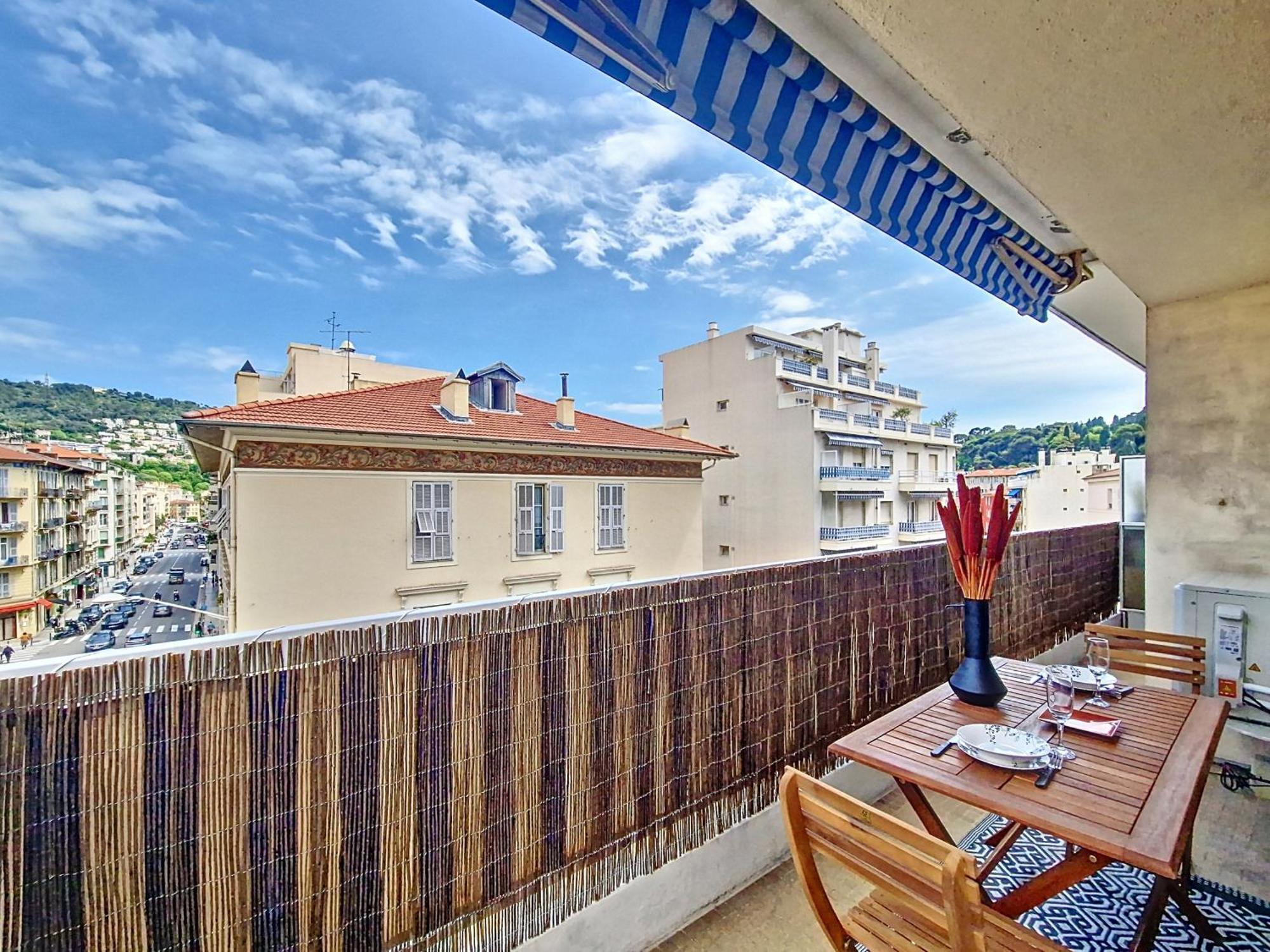 Nestor&jeeves - Tropi Azur - Terrace - Place Du Pin *