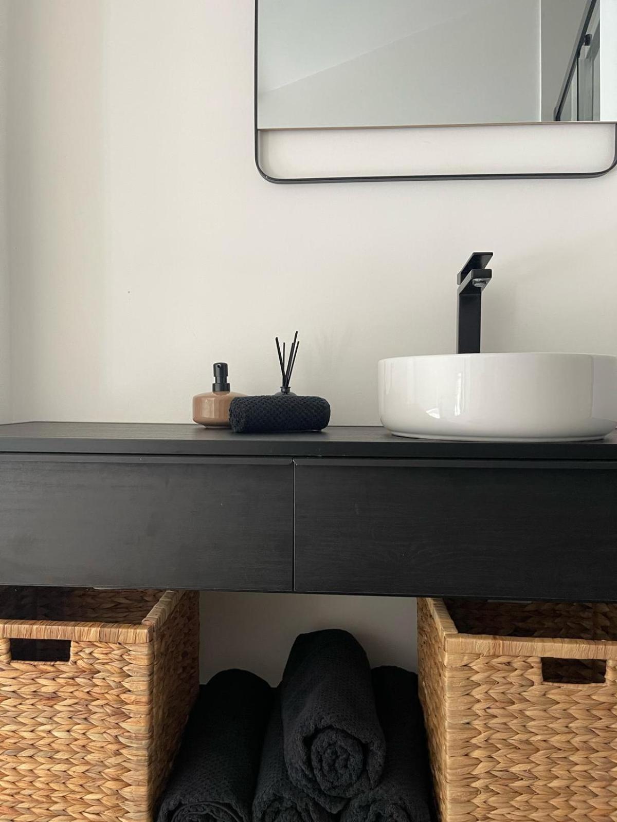 Duplex Place Garibaldi - Close To Port, Old *