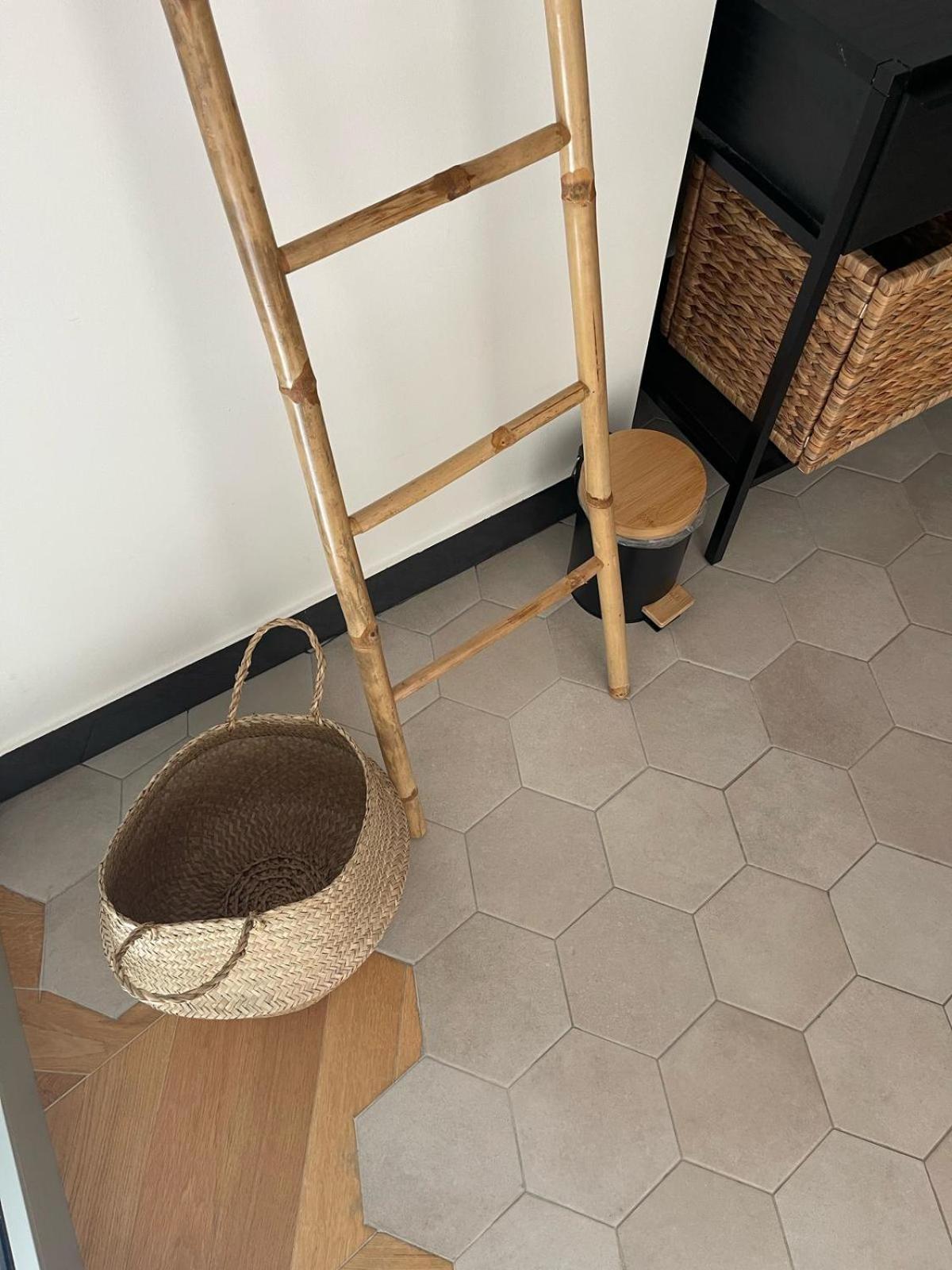 Duplex Place Garibaldi - Close To Port, Old * Nice