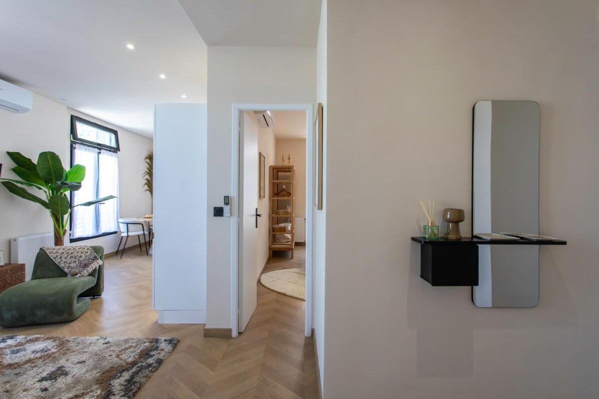 #52 Etoile ,central, Balcony, Ac-5 Min P Massena Nice