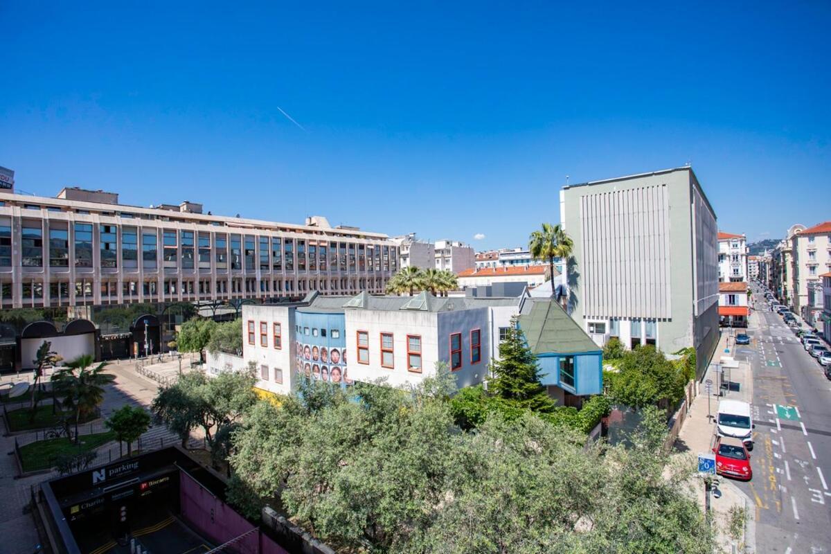 #52 Etoile ,central, Balcony, Ac-5 Min P Massena Nice