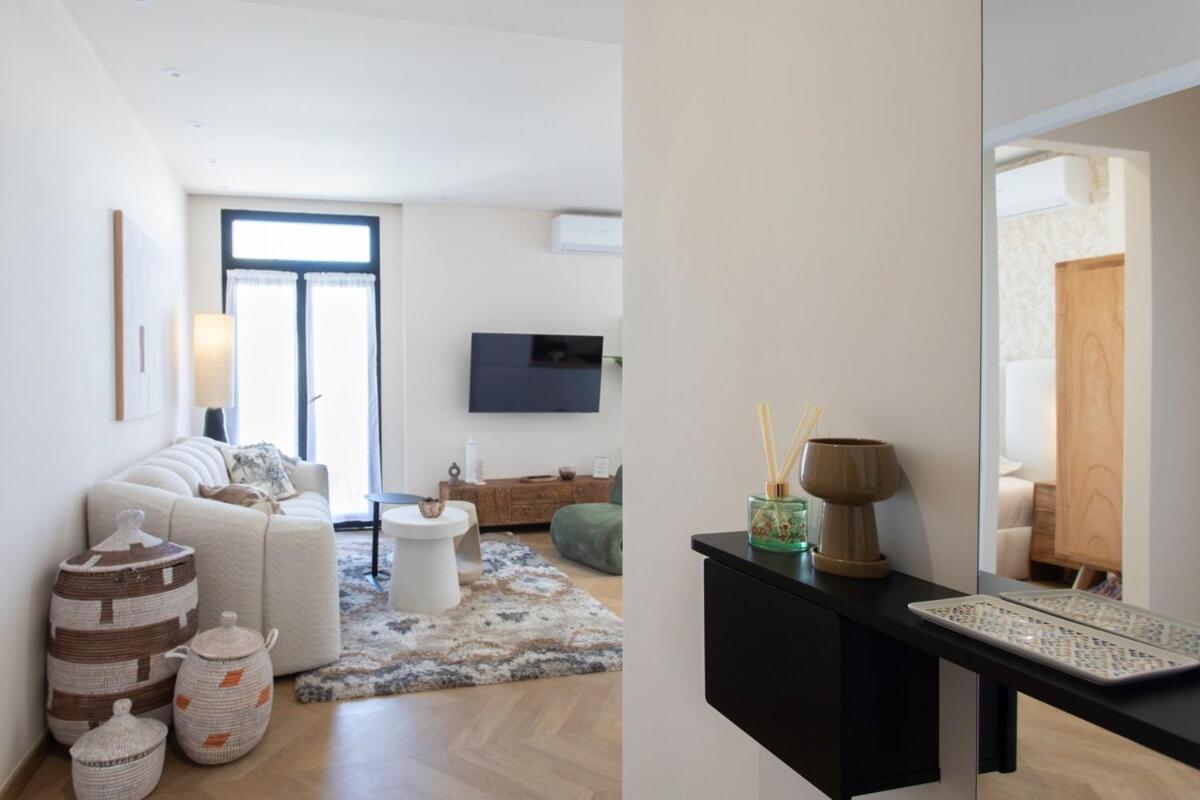 #52 Etoile ,central, Balcony, Ac-5 Min P Massena Apartment Nice