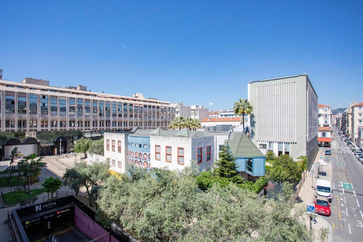 Apartment #52 Etoile ,central, Balcony, Ac-5 Min P Massena *