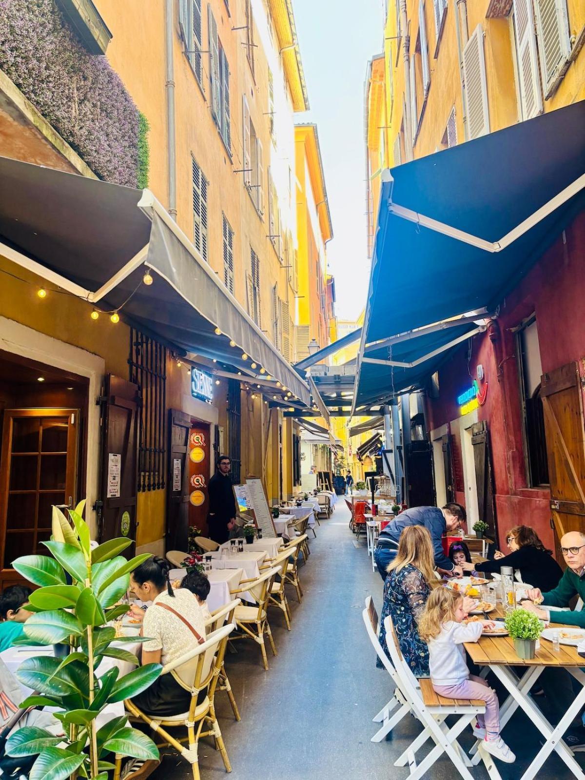 Apartment Centre Ville-vieille Ville-promenade Des
