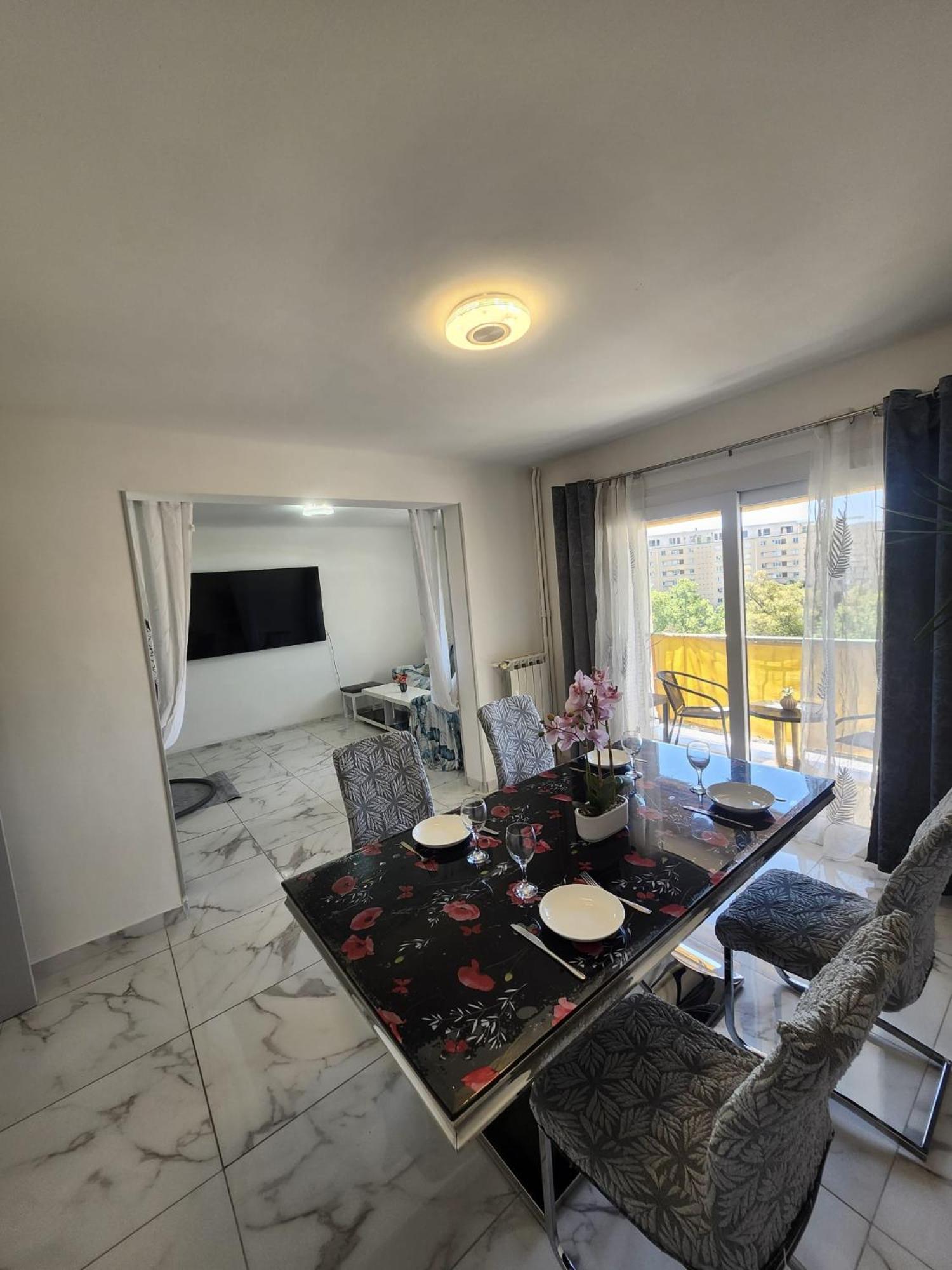 Apartment Spacieux 3 Et Balcon Nice