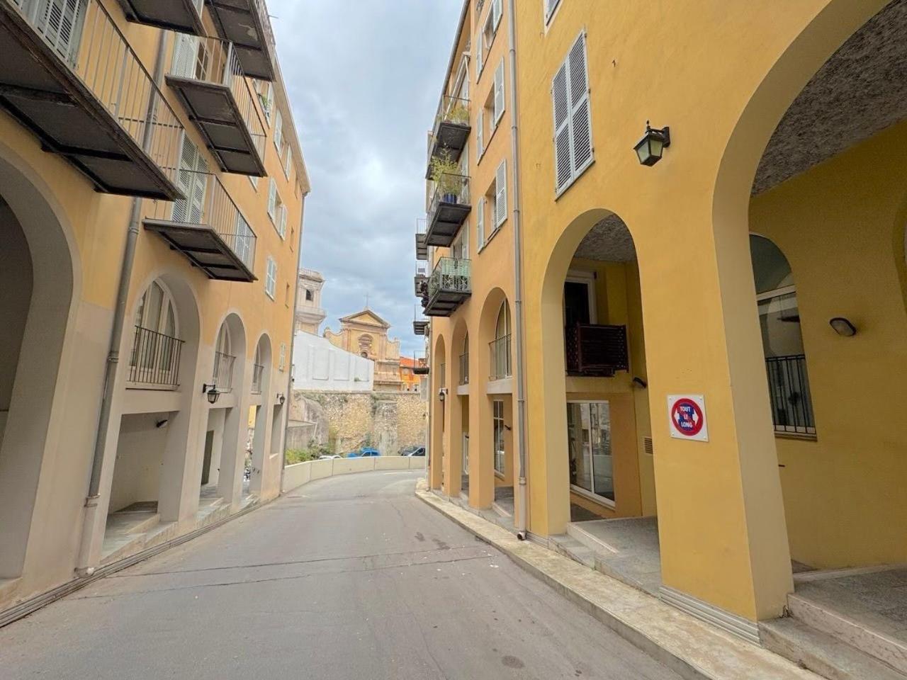 Vieux-nice Climatise: Charme Commodites Apartment *