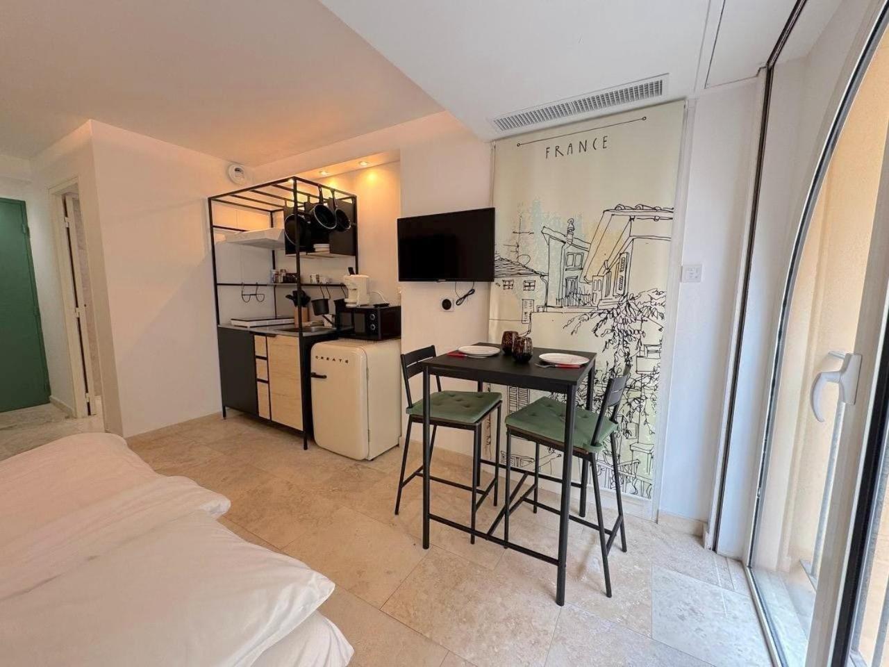 Vieux-nice Climatise: Charme Commodites Nice
